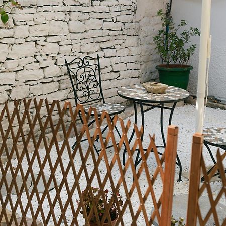 Petrichor Hotel Gjirokastër Buitenkant foto