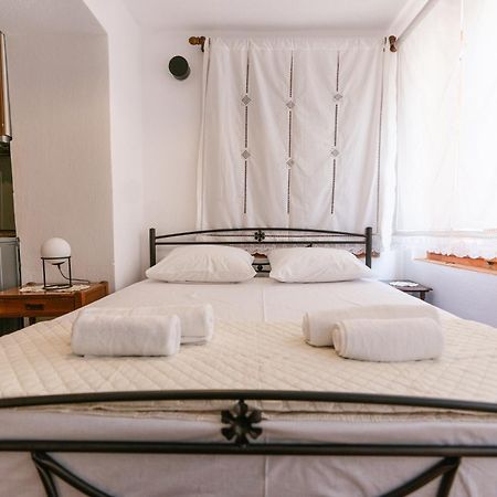 Petrichor Hotel Gjirokastër Buitenkant foto