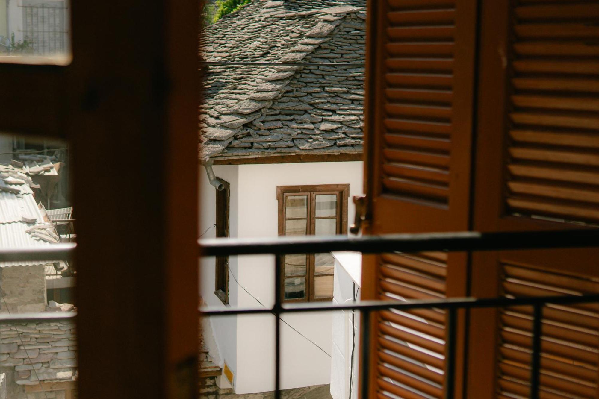 Petrichor Hotel Gjirokastër Buitenkant foto